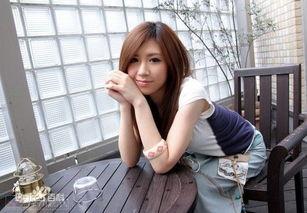 在线播放有沢実紗作品,在线播放中的情感之旅